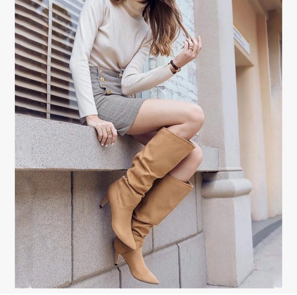 Stylish Tan Knee-High Women's Boots